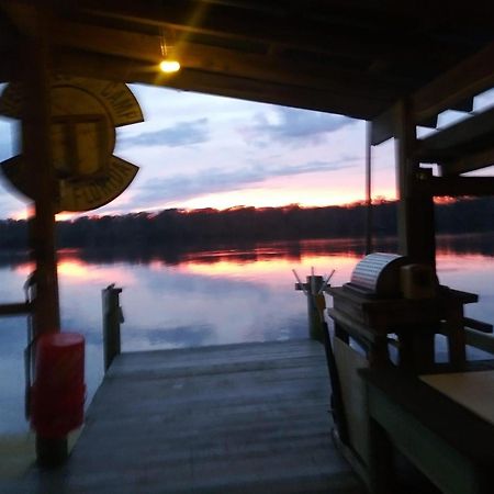 Stegbone'S Fish Camp And Resort Satsuma Экстерьер фото